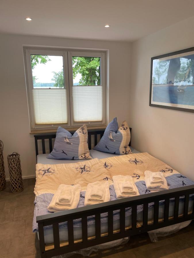Ferienwohnung Nora Mit Blick Auf Den Ribnitzer See Kültér fotó